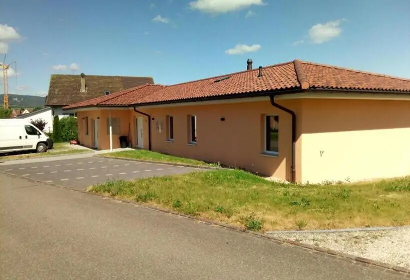 ビラホテル1ベッドルーム, Bed And Breakfast Villa Hallau