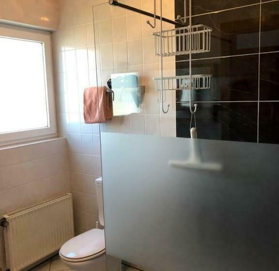 Номер Стандарт, Garni Zum Adenauer Forst