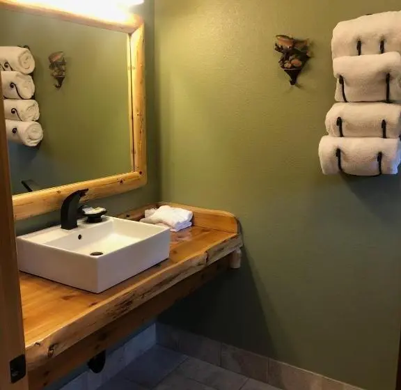 １ベッドルームハウス, Summit Lake Lodge