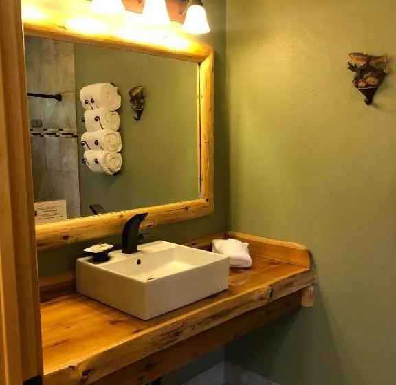 １ベッドルームハウス, Summit Lake Lodge