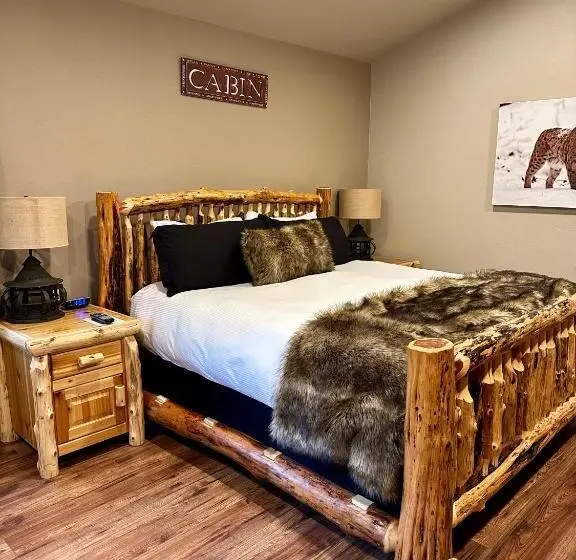 スイート（家族用）, Summit Lake Lodge