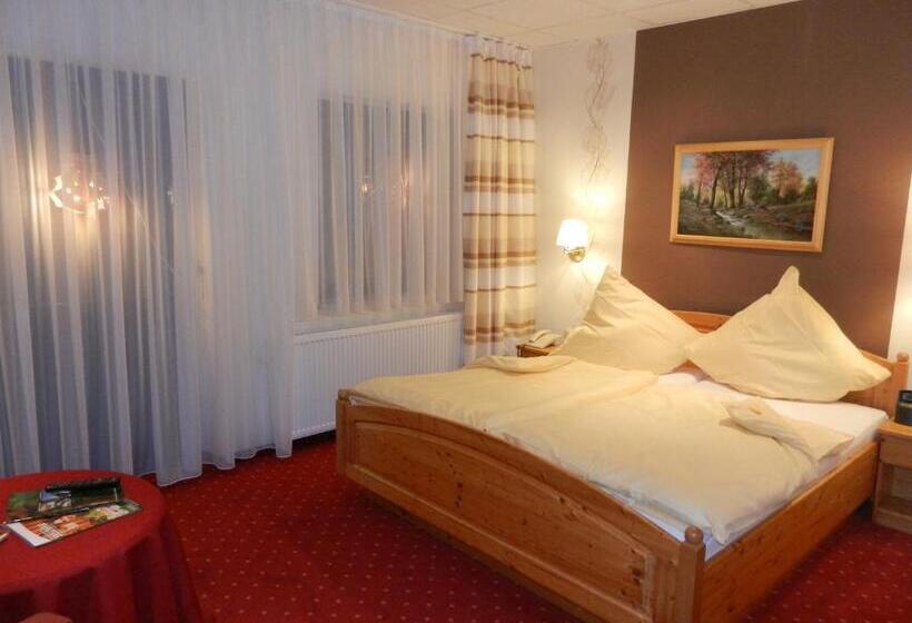 バルコニー付きスタンダードルーム, Waldgasthof & Hotel Am Sauwald