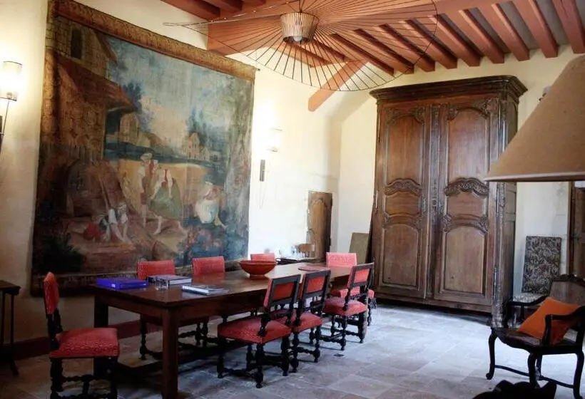 デラックスルーム, Chateau De Castelneau
