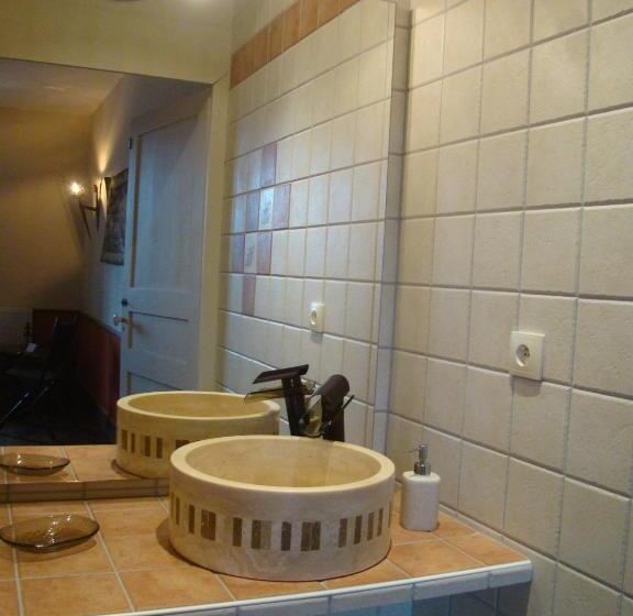 스탠다드 룸 호수 전망, Gentilhommière Eaux Bleues