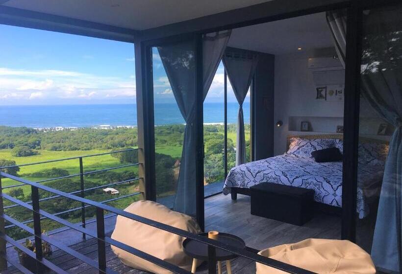 بنجلو ديلوكس, La Colina Pura Vista