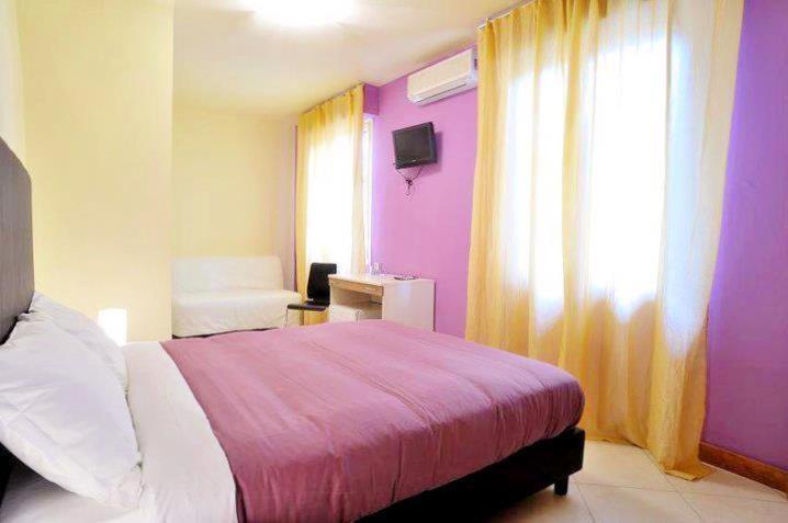 חדר קלאסי לשלושה, Le Nereidi