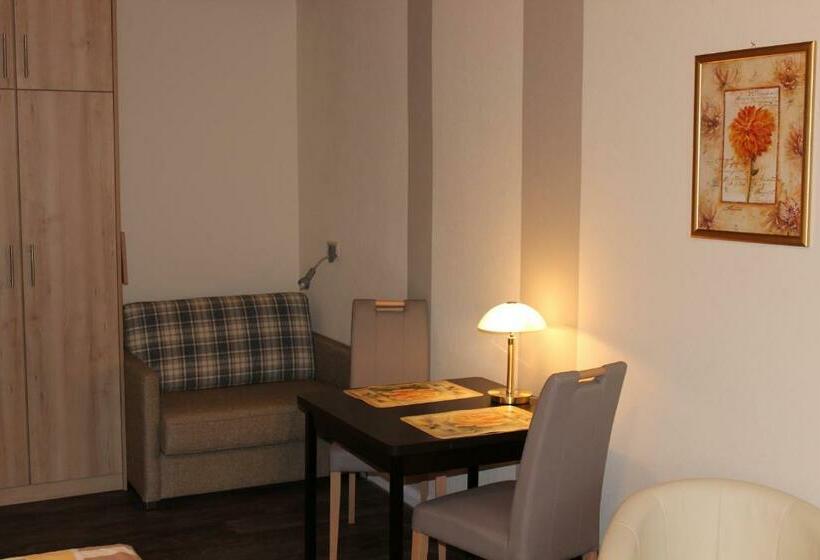 スタンダードトリプルルーム, Jahnkes Gasthaus Pension Garni