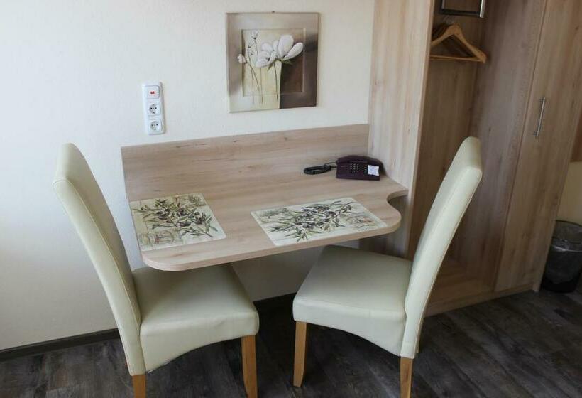 スタンダードルーム, Jahnkes Gasthaus Pension Garni