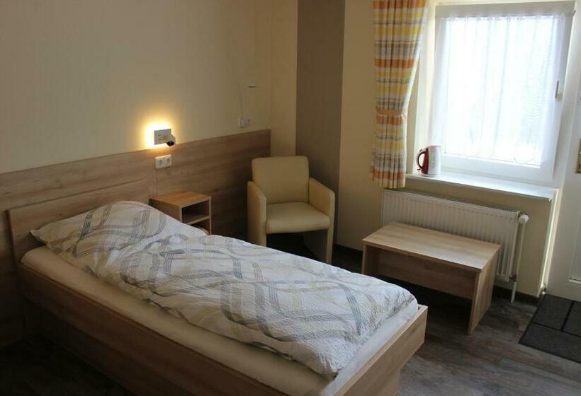 Номер Стандарт, Jahnkes Gasthaus Pension Garni