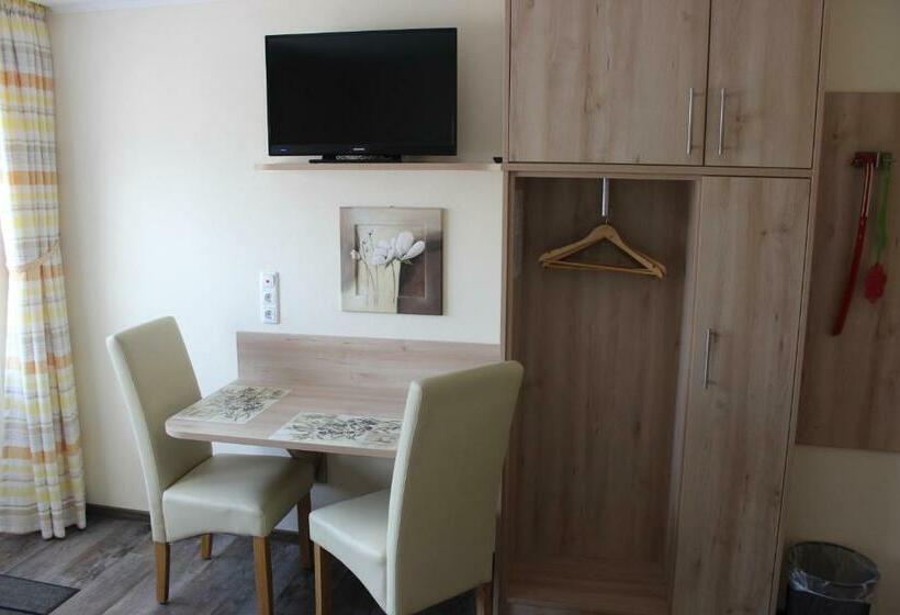 スタンダードルーム, Jahnkes Gasthaus Pension Garni