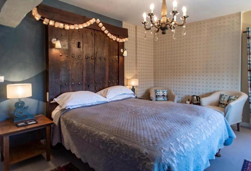 חדר סטנדרט עם מיטת קינג, Les Deux Abbesses En Vert | La Grande Maison B&b