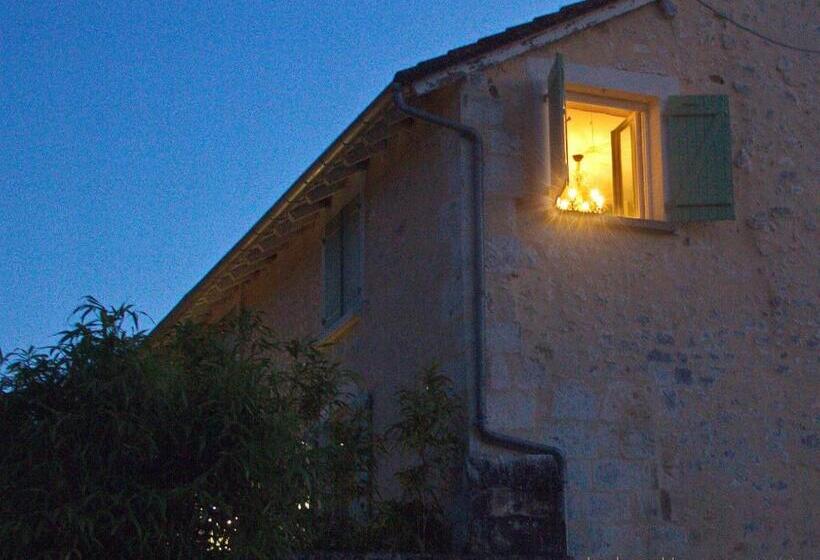 Стандартный Номер Кровать Кинг, Les Deux Abbesses En Vert | La Grande Maison B&b