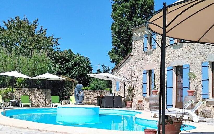 חדר קומפורט, Luxury B&b Maison à Votre Santé, In Bordeaux Wine Region