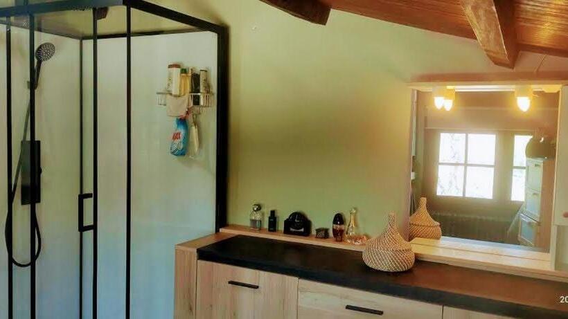 חדר דלוקס עם מיטת קינג, Luxury B&b Maison à Votre Santé, In Bordeaux Wine Region