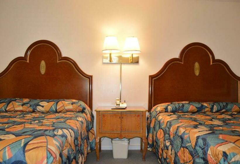 디럭스 룸, Travelers Inn Motel