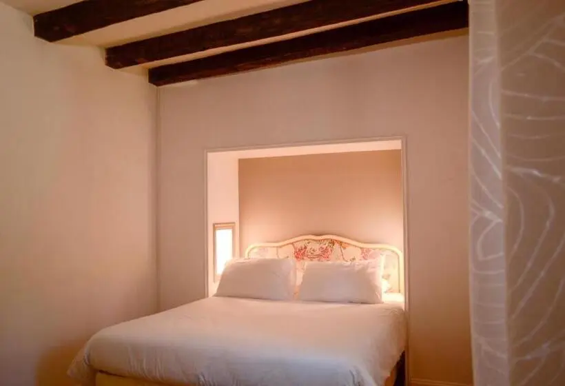 スイート（家族用）, Chambres D'hôtes Domaine Du Hameau Baylesse