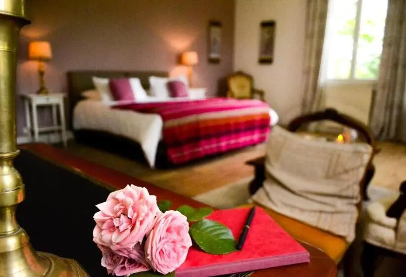 キングサイズベッドのデラックスルーム, Chambres D'hôtes Domaine Du Hameau Baylesse