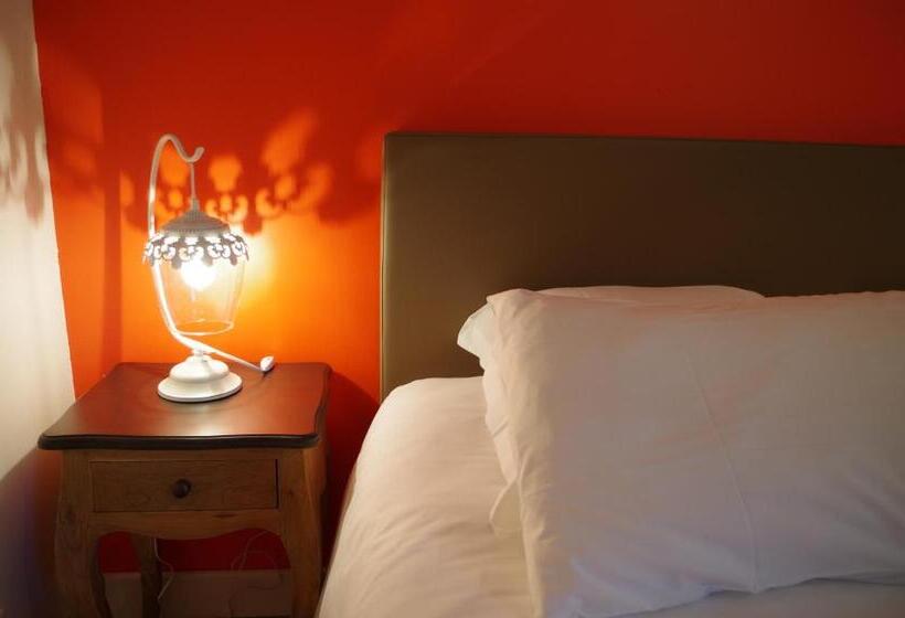 Номер Стандарт Вид на Сад, Chambres D'hôtes Domaine Du Hameau Baylesse