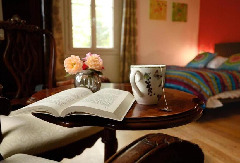 Номер Стандарт Вид на Сад, Chambres D'hôtes Domaine Du Hameau Baylesse