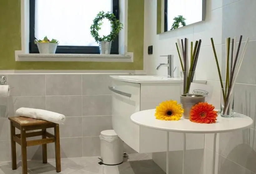 Standard Kolmen Hengen Huone, Maison D Hôtes Victoret