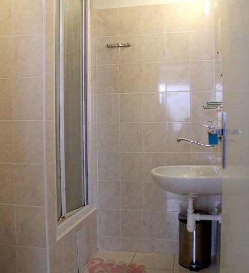 غرفة قياسية رباعية, Penzion Kovářská