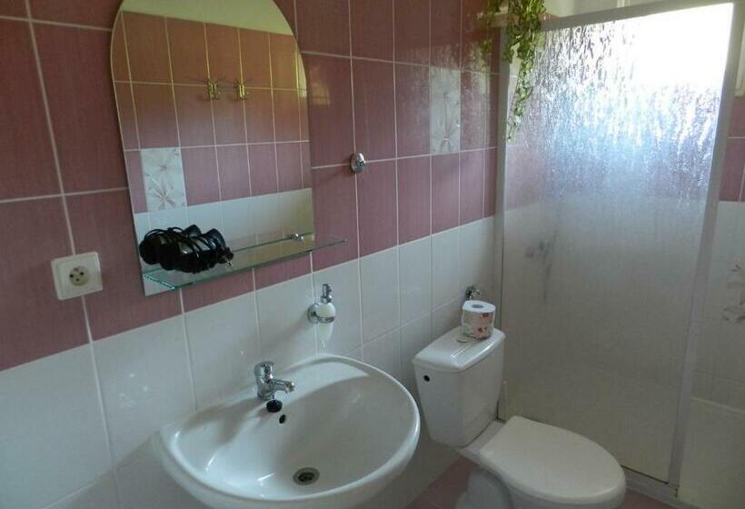 スタンダード4人部屋, Penzion Lukov