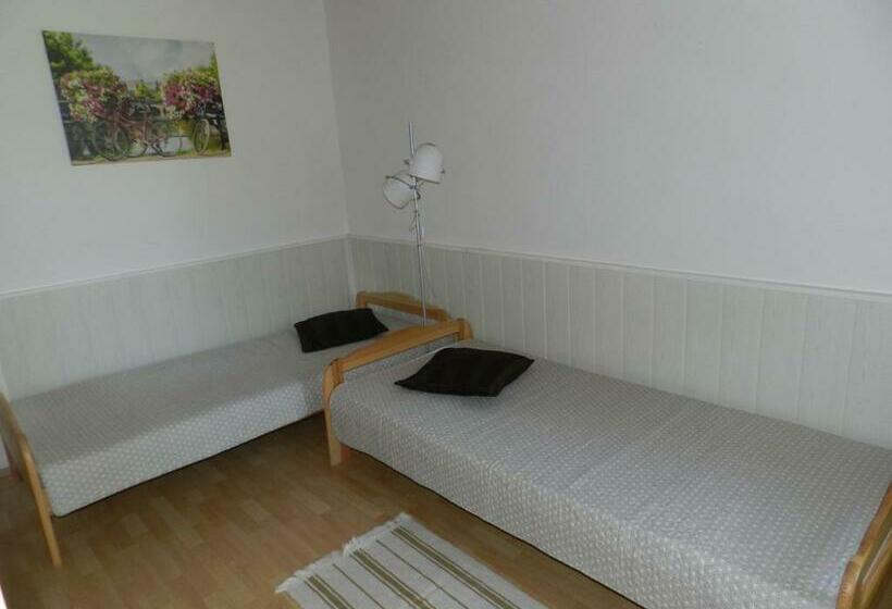 スタンダード4人部屋, Penzion Lukov