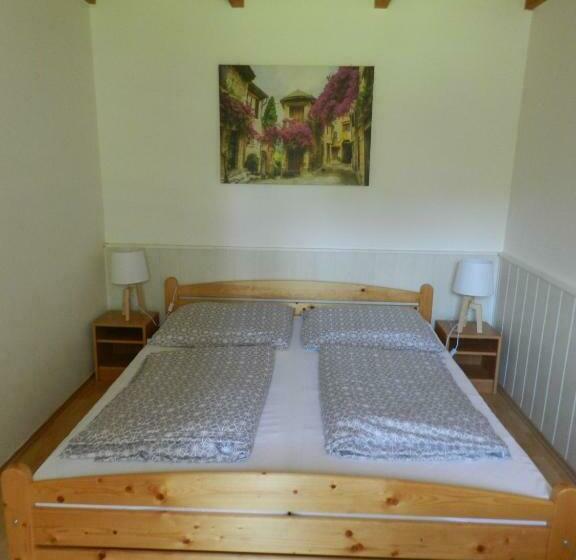 スタンダード4人部屋, Penzion Lukov