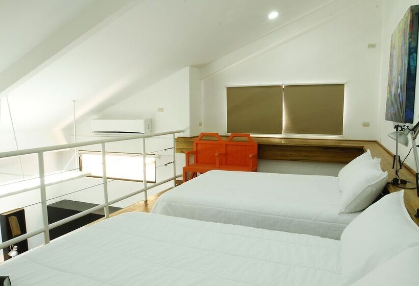 اتاق خانوادگی, Casa Taller Ramirez