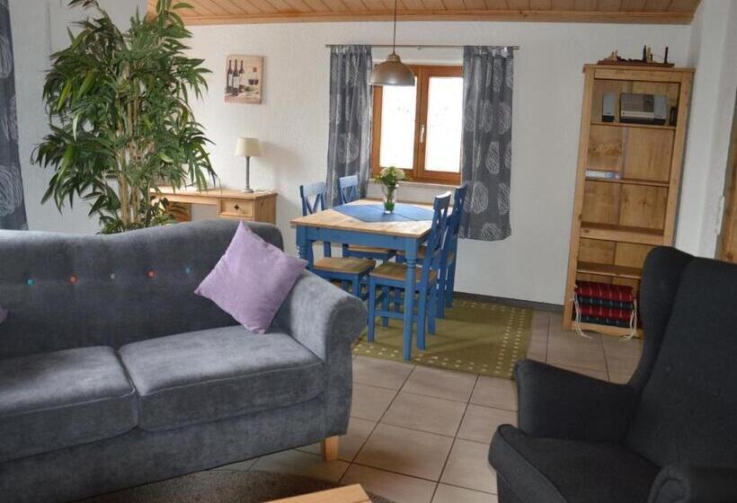 带1个卧室带花园景观的公寓, Pension Mittelallgäu