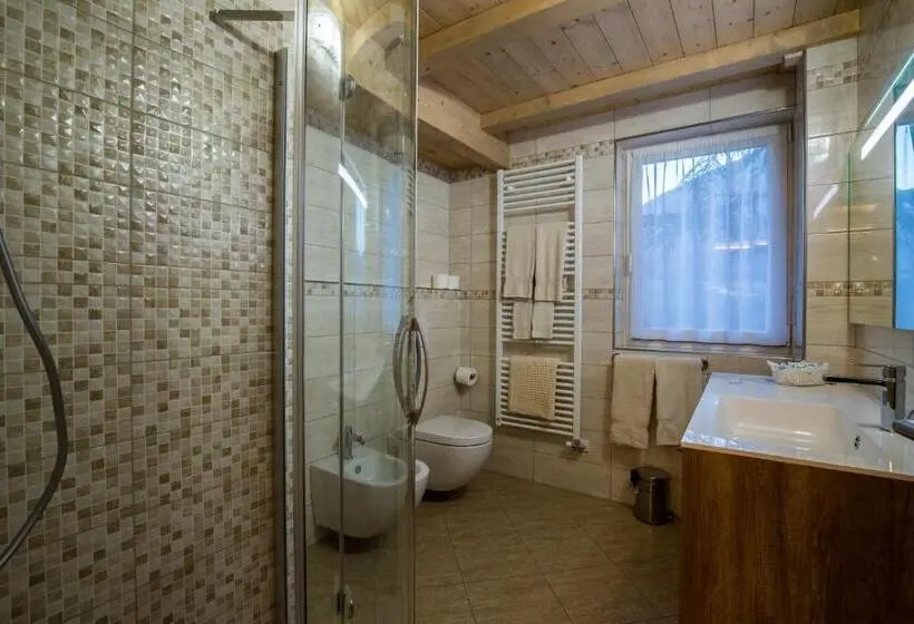 Pokój Standard z Tarasem, B&b Al Cedro