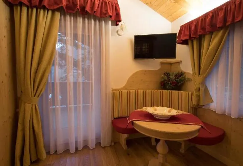 Pokój Standard z Tarasem, B&b Al Cedro