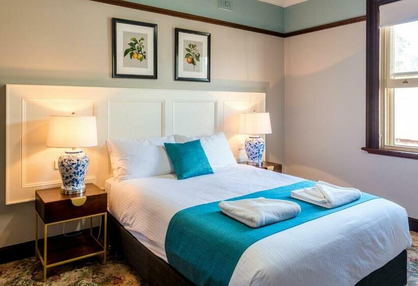 חדר סטנדרט, Kings Nd Queens Paterson