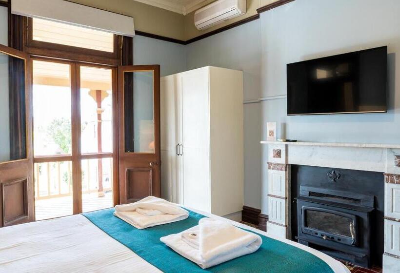 חדר סטנדרט, Kings Nd Queens Paterson