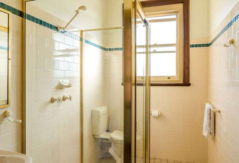 חדר סטנדרט, Kings Nd Queens Paterson