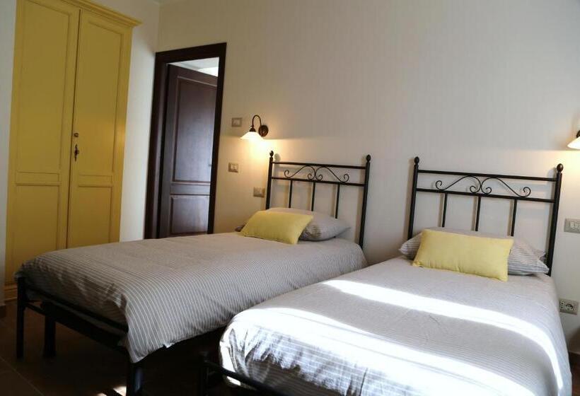 스탠다드 트리플 발코니 룸, Agriturismo Dai Marchesin