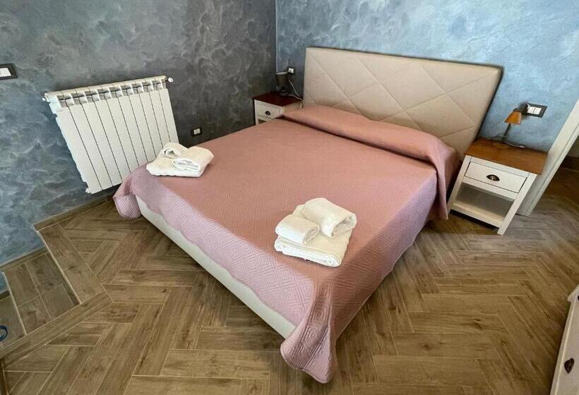 חדר דחוקס עם מיטת קינג, Casa Vacanze Prezioso