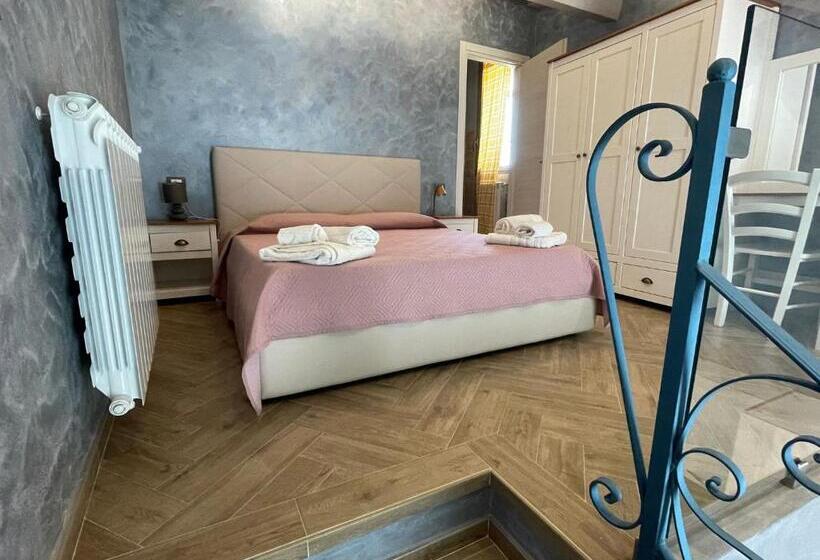 חדר דחוקס עם מיטת קינג, Casa Vacanze Prezioso