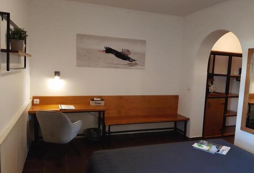 Номер Deluxe Кровать Кинг, Tisza Lodge B&b Panzió