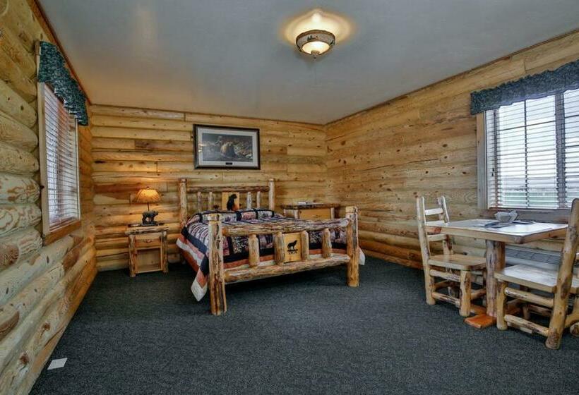Номер Стандарт Адаптированный для Инвалидов, Wolf Den Log Cabin Motel And Rv Park