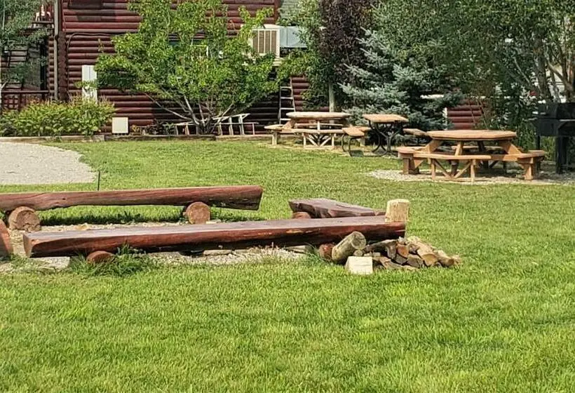 身障者適用スタンダードルーム, Wolf Den Log Cabin Motel And Rv Park
