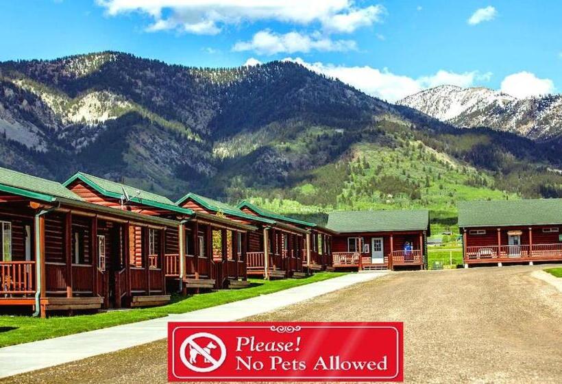 Стандартный Номер Кровать Кинг, Wolf Den Log Cabin Motel And Rv Park
