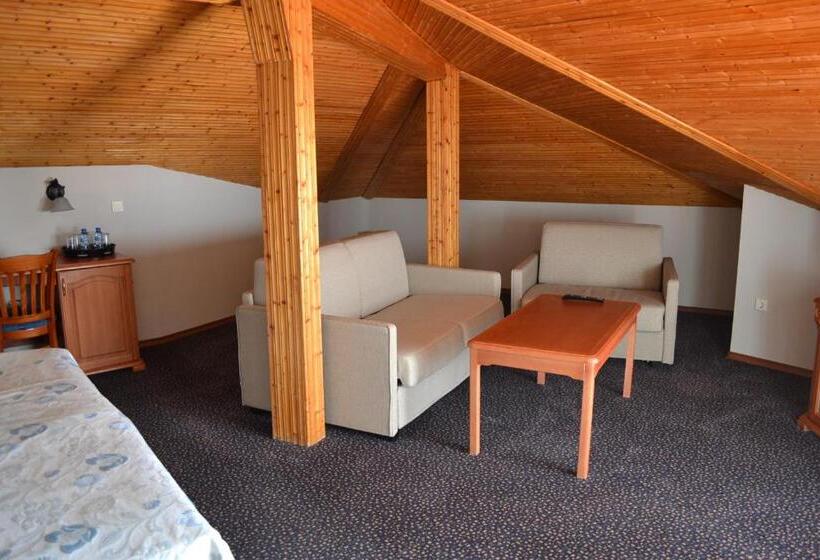 סוויטת ג'וניור, Boutique Hotel St. Stefan