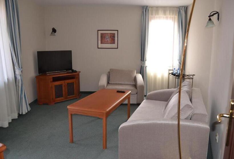 סוויטה משפחתית, Boutique Hotel St. Stefan