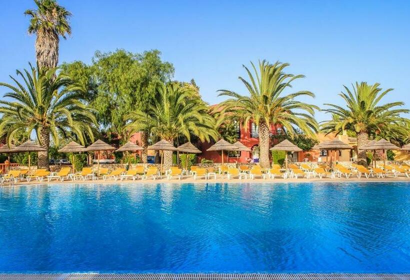 آپارتمان 1 خوابه, Colina Village