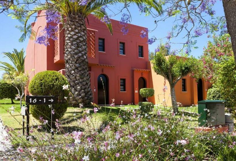 آپارتمان 1 خوابه, Colina Village