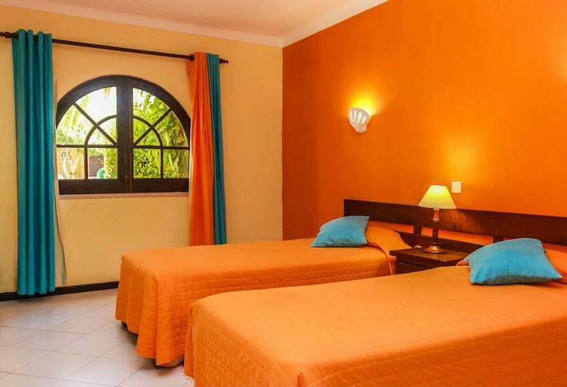 آپارتمان 1 خوابه, Colina Village