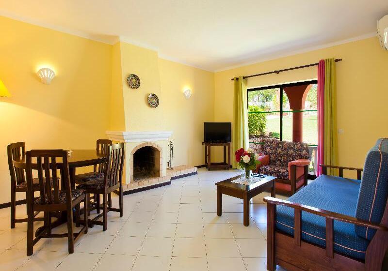 آپارتمان 1 خوابه, Colina Village