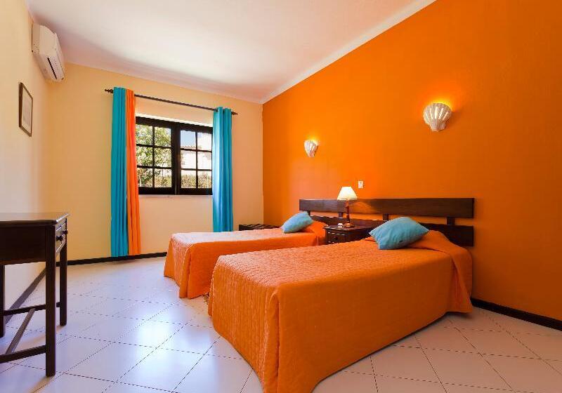 آپارتمان 1 خوابه, Colina Village