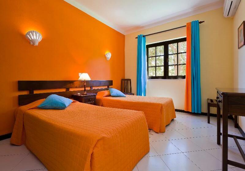 آپارتمان 3 خوابه, Colina Village